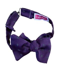 LaRoque original men’s purple bow tie NWOT